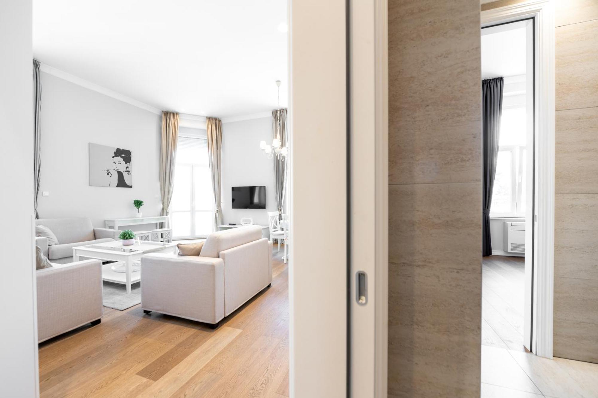 Slavija Fontana Lux Apartments Belgrade Extérieur photo